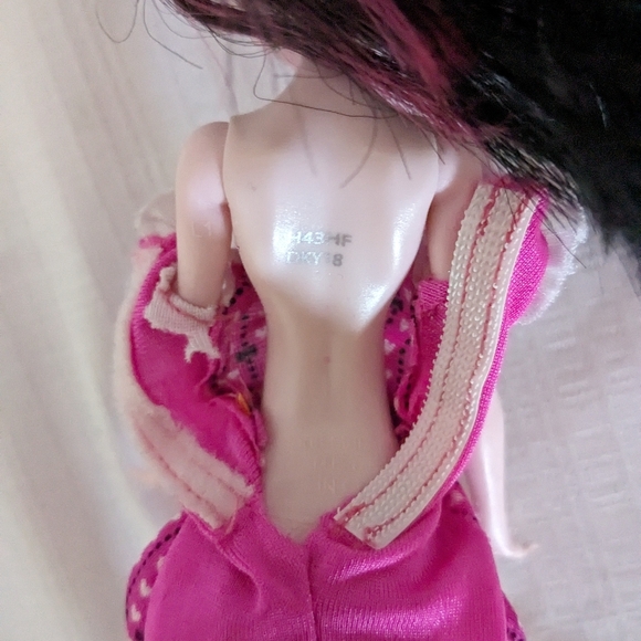 Monster High DracuLaura Doll 2008 Mattel Budget Basic - Picture 3 of 6